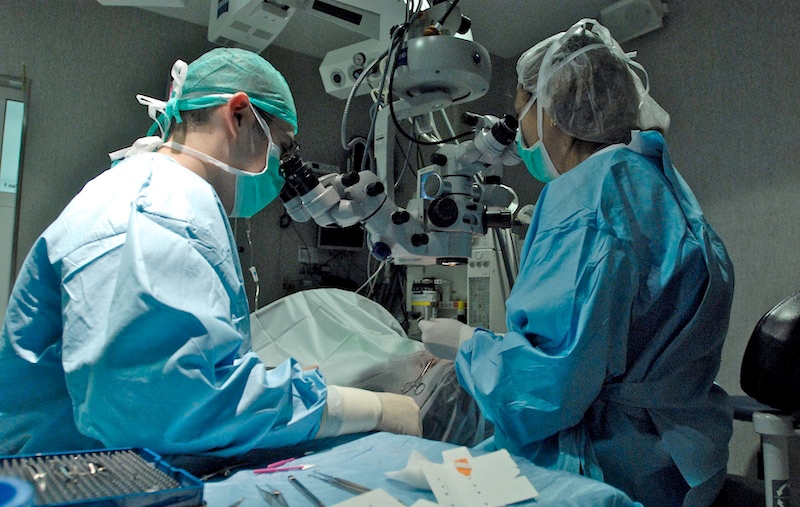 cirujano rinoplastia malaga